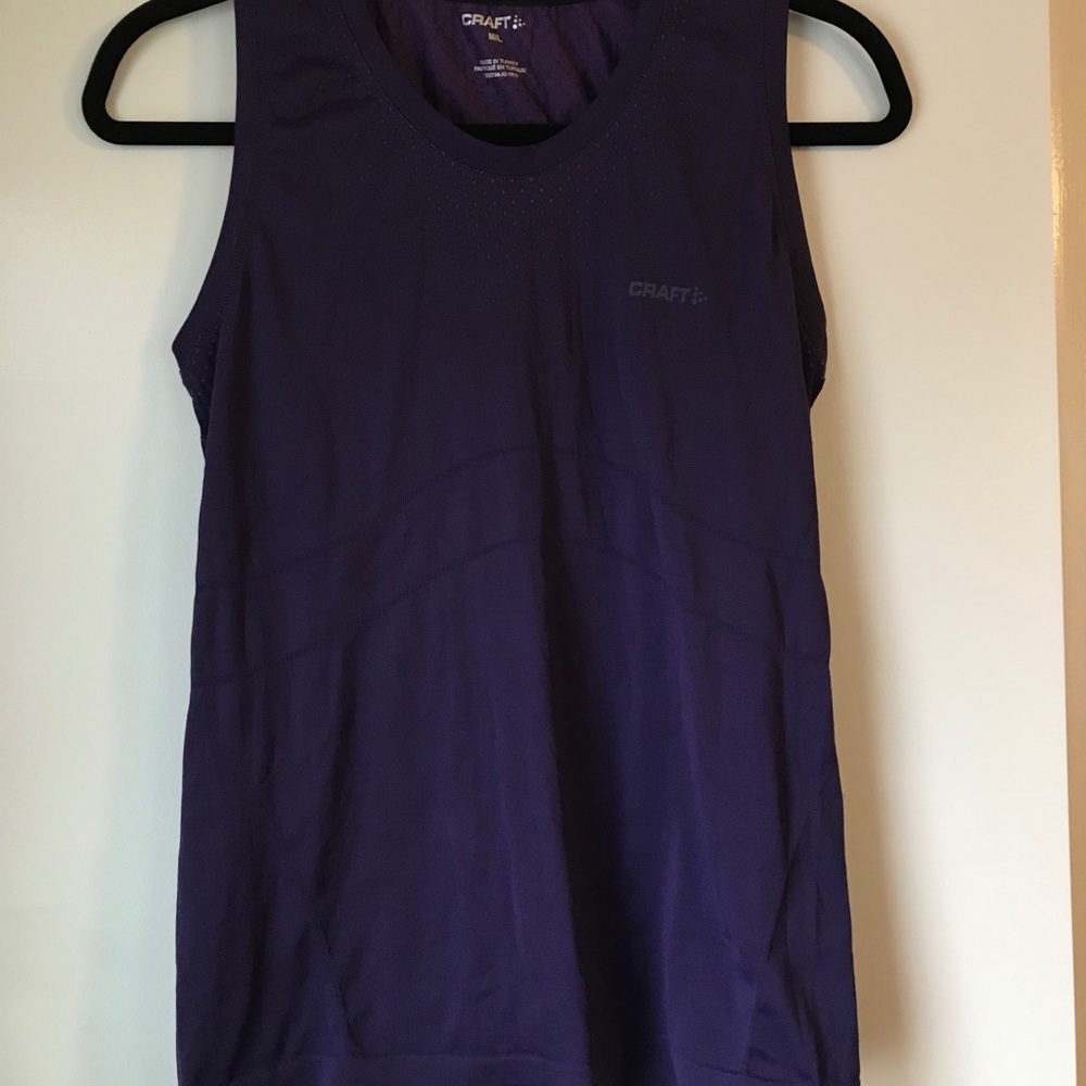 Craft lightweight tank top